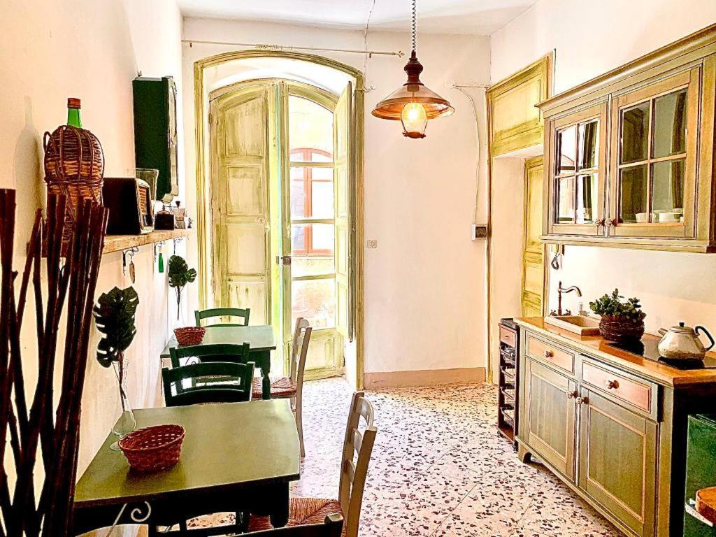 Il Vecchio Cortile Apartment อากริเจนโต ภายนอก รูปภาพ