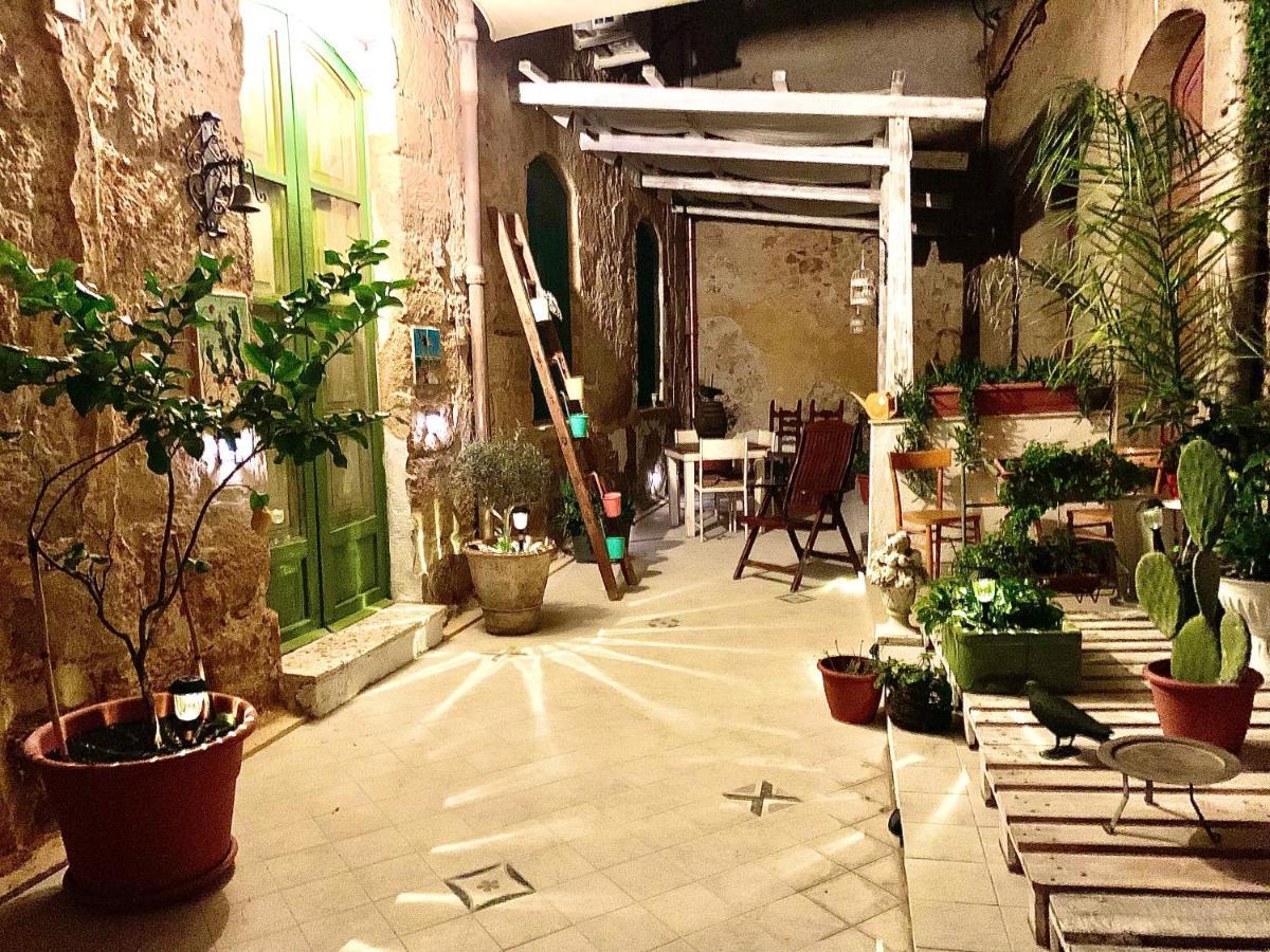 Il Vecchio Cortile Apartment อากริเจนโต ภายนอก รูปภาพ