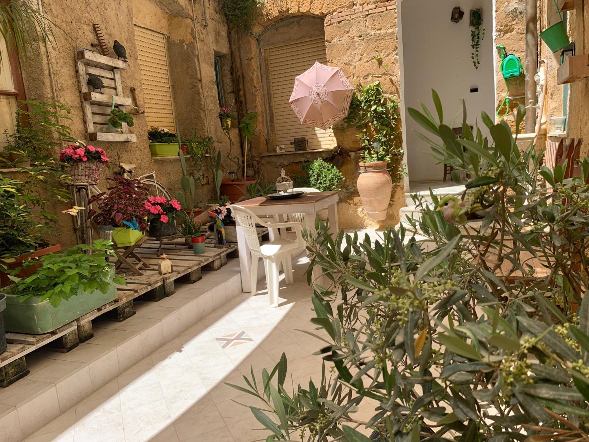 Il Vecchio Cortile Apartment อากริเจนโต ภายนอก รูปภาพ