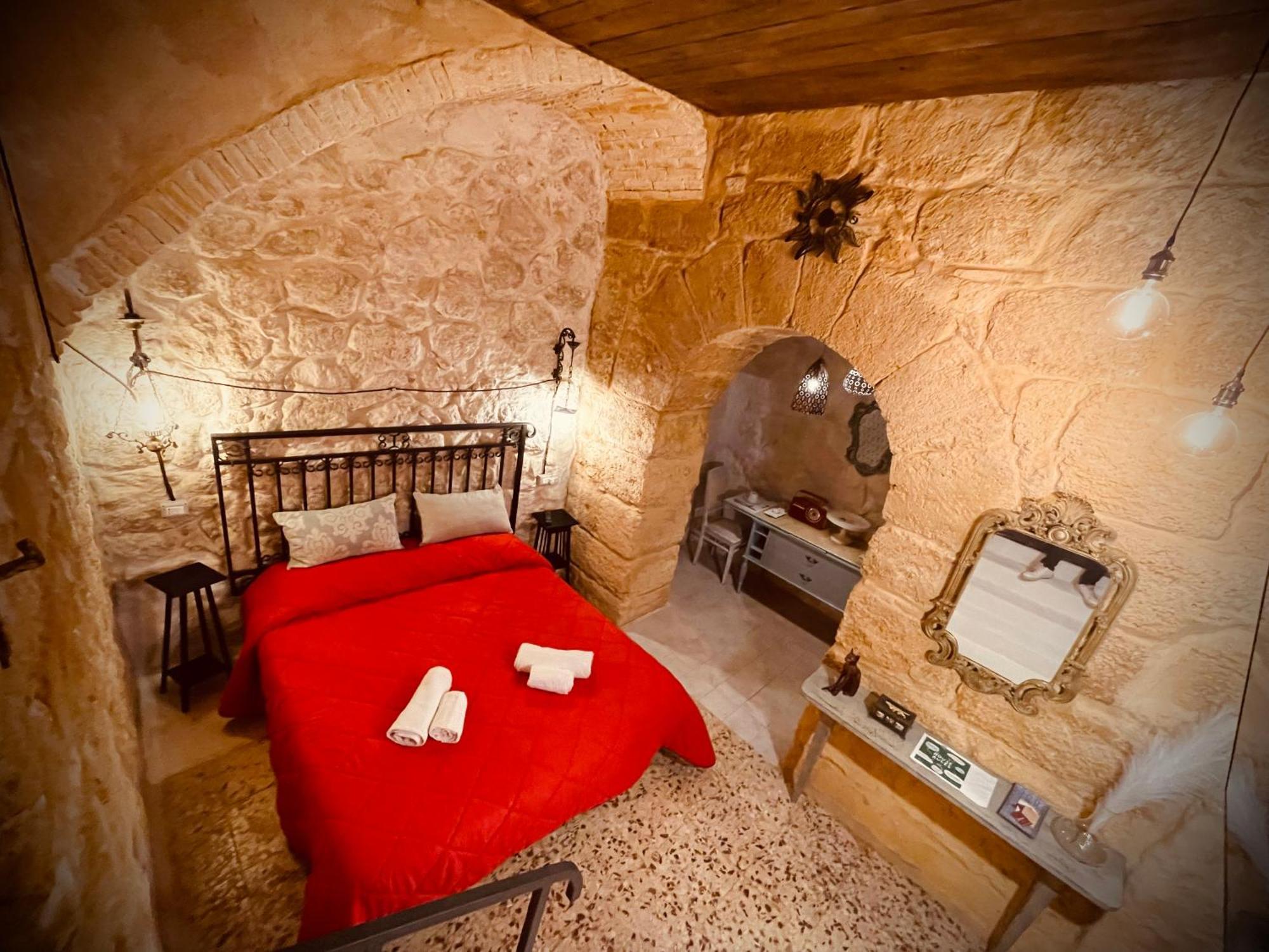 Il Vecchio Cortile Apartment อากริเจนโต ภายนอก รูปภาพ